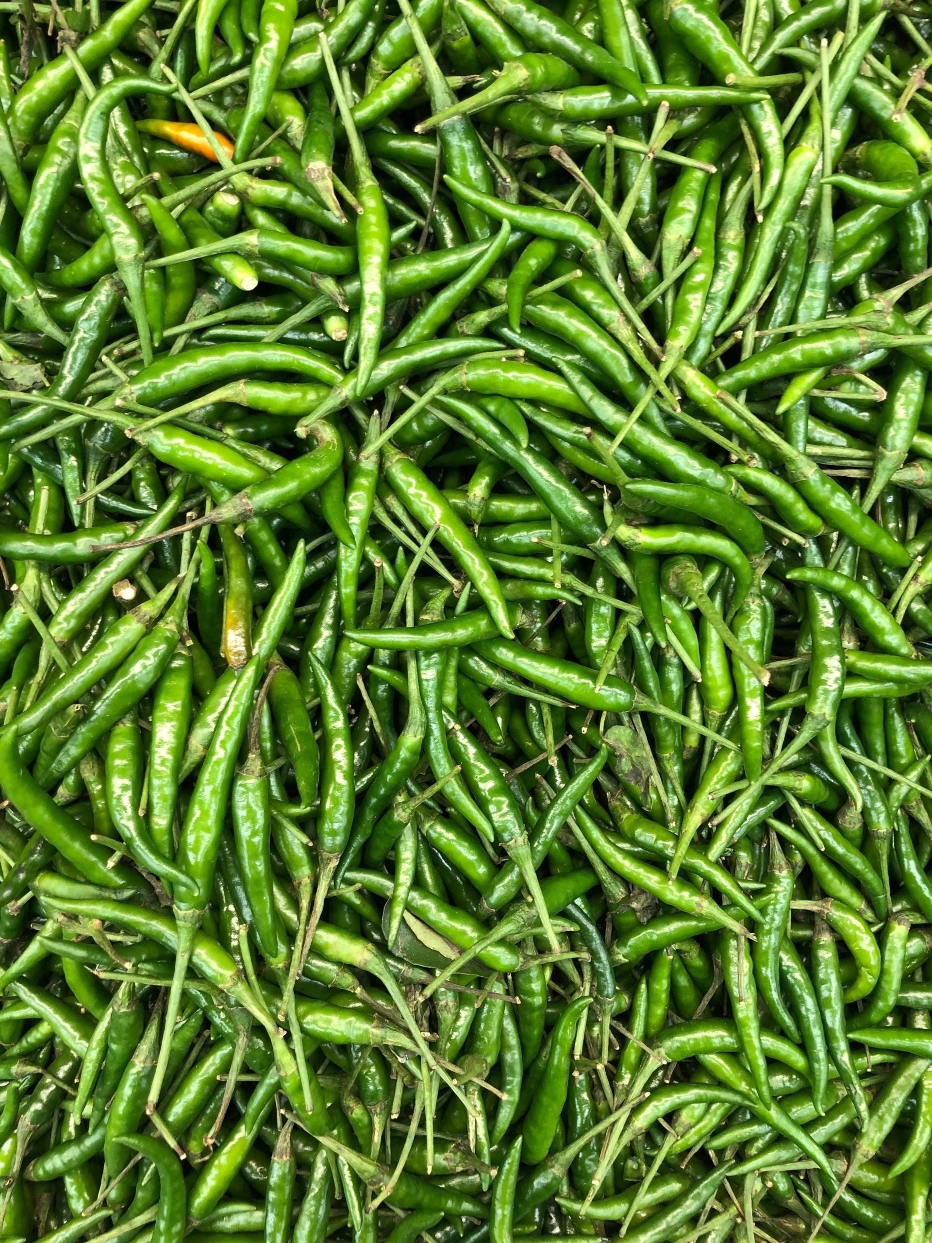 THAI CHILLI - 1lb | (small bag approx.) by at apniroots Indian Grocery ...